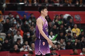 新秀合同到期！媒体人：北控需在7月10日前决定是否续约陈国豪